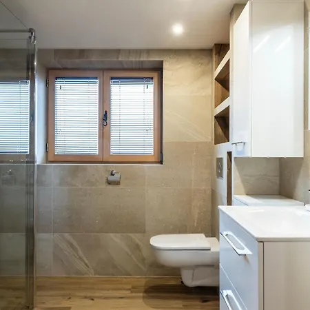 וילה Udanypobyt Dom Garden Spa
